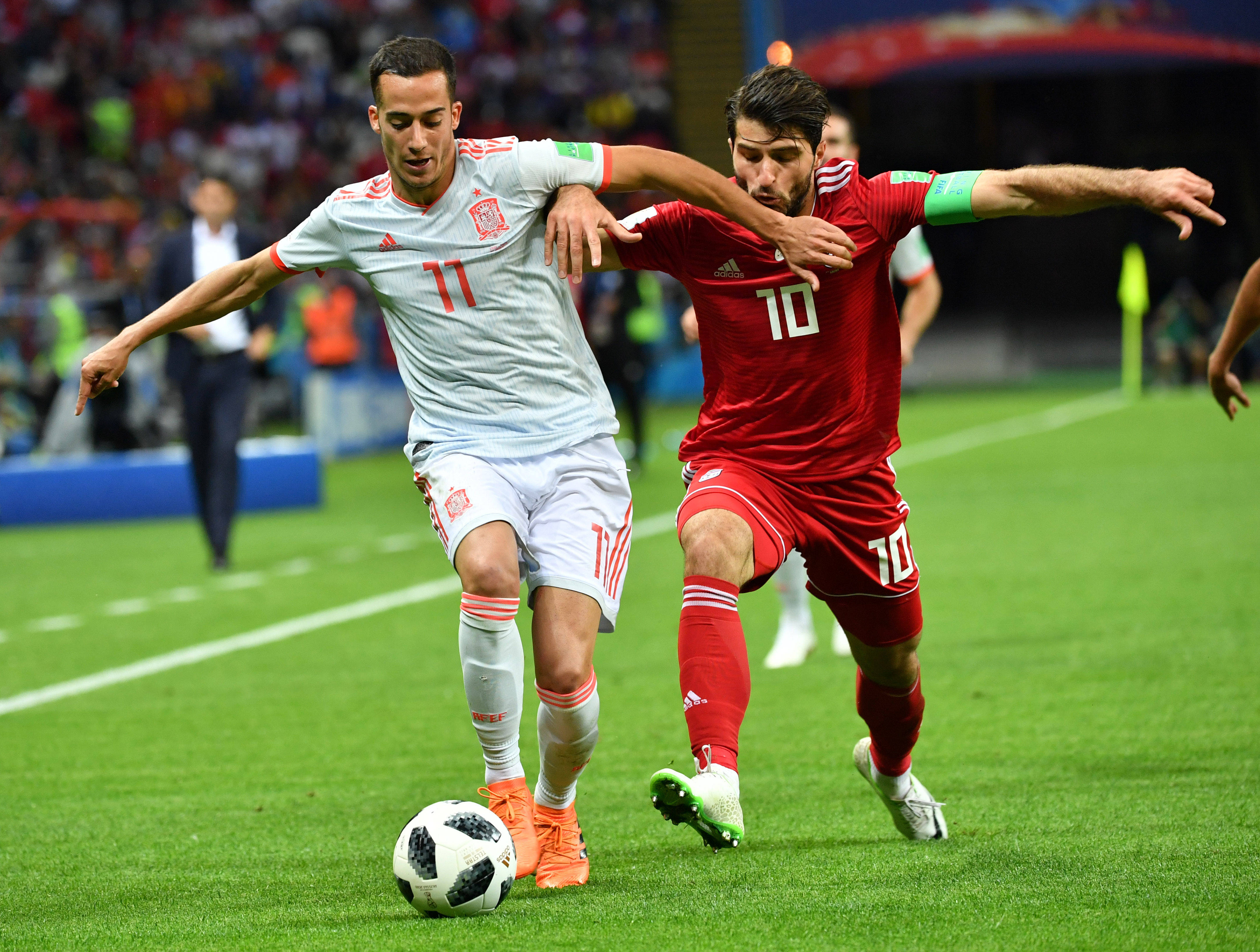 包含足球联赛焦点战役,球队实力抢眼的词条 包含足球联赛焦点战役,球队实力抢眼的词条