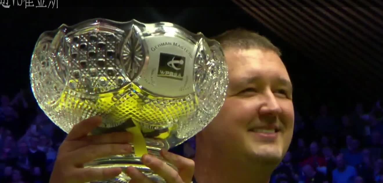 包含欧预赛比赛冠军奖杯设计曝光,奖品引人瞩目的词条 包含欧预赛比赛冠军奖杯设计曝光,奖品引人瞩目的词条