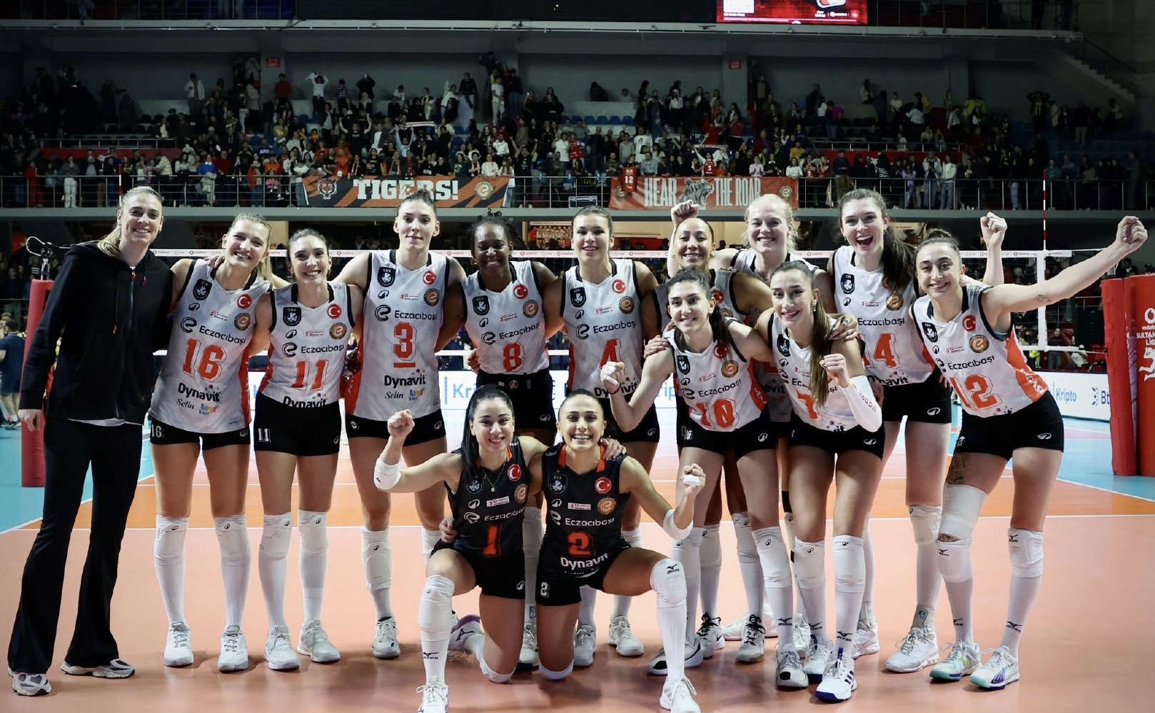 土耳其国家队再次赢得比赛,晋级形势良好的简单介绍 土耳其国家队再次赢得比赛,晋级形势良好的简单介绍