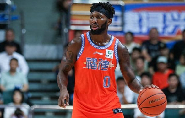 关于球队凶猛团结一致，逆袭胜出实现连胜的信息