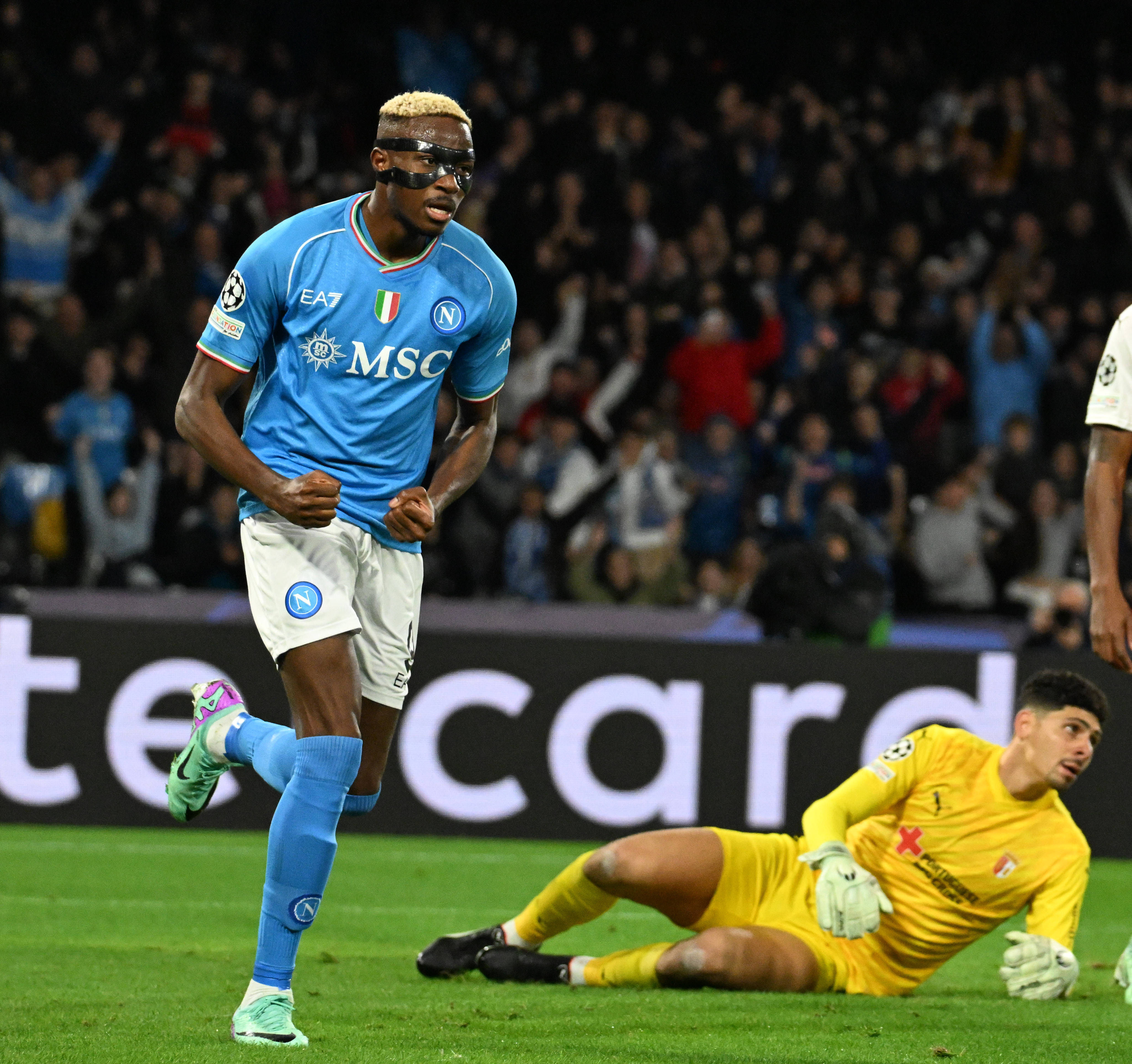 关于那不勒斯客场击败对手,保级形势稍有转机的信息 关于那不勒斯客场击败对手,保级形势稍有转机的信息