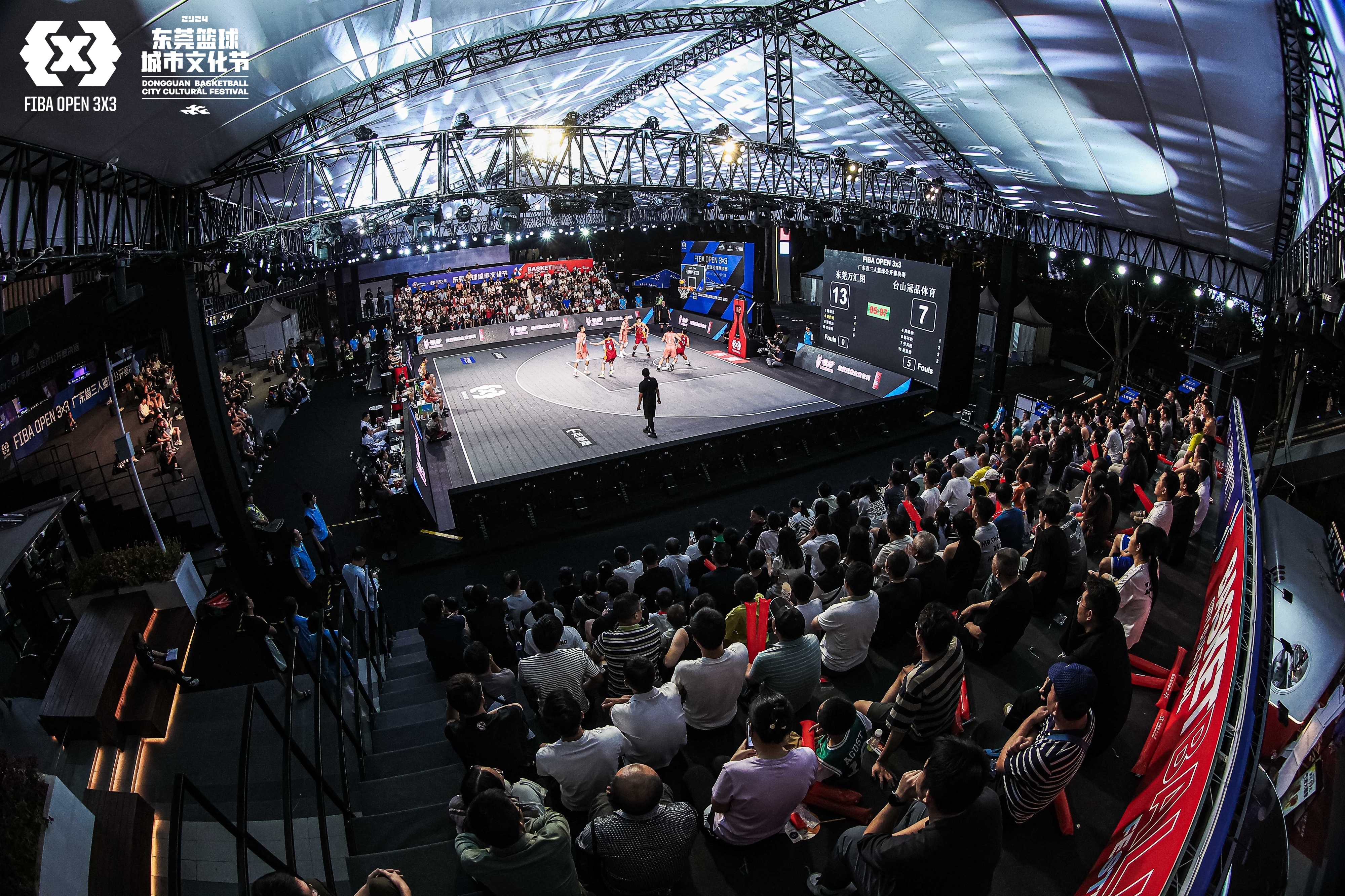 全球篮球赛事举办,世界各国选手齐聚一堂 全球篮球赛事举办,世界各国选手齐聚一堂