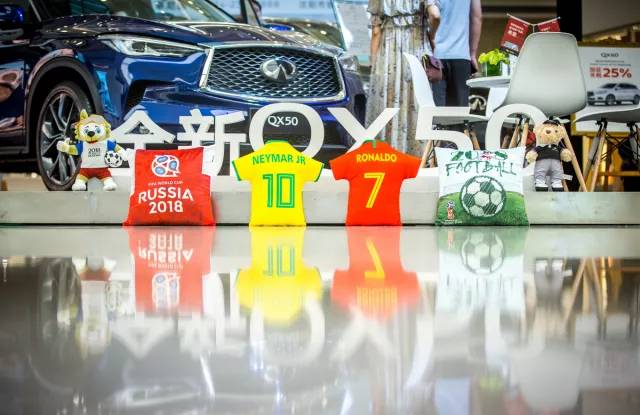 里昂千学近在咫尺，甘愿详情客场梦想的简单介绍