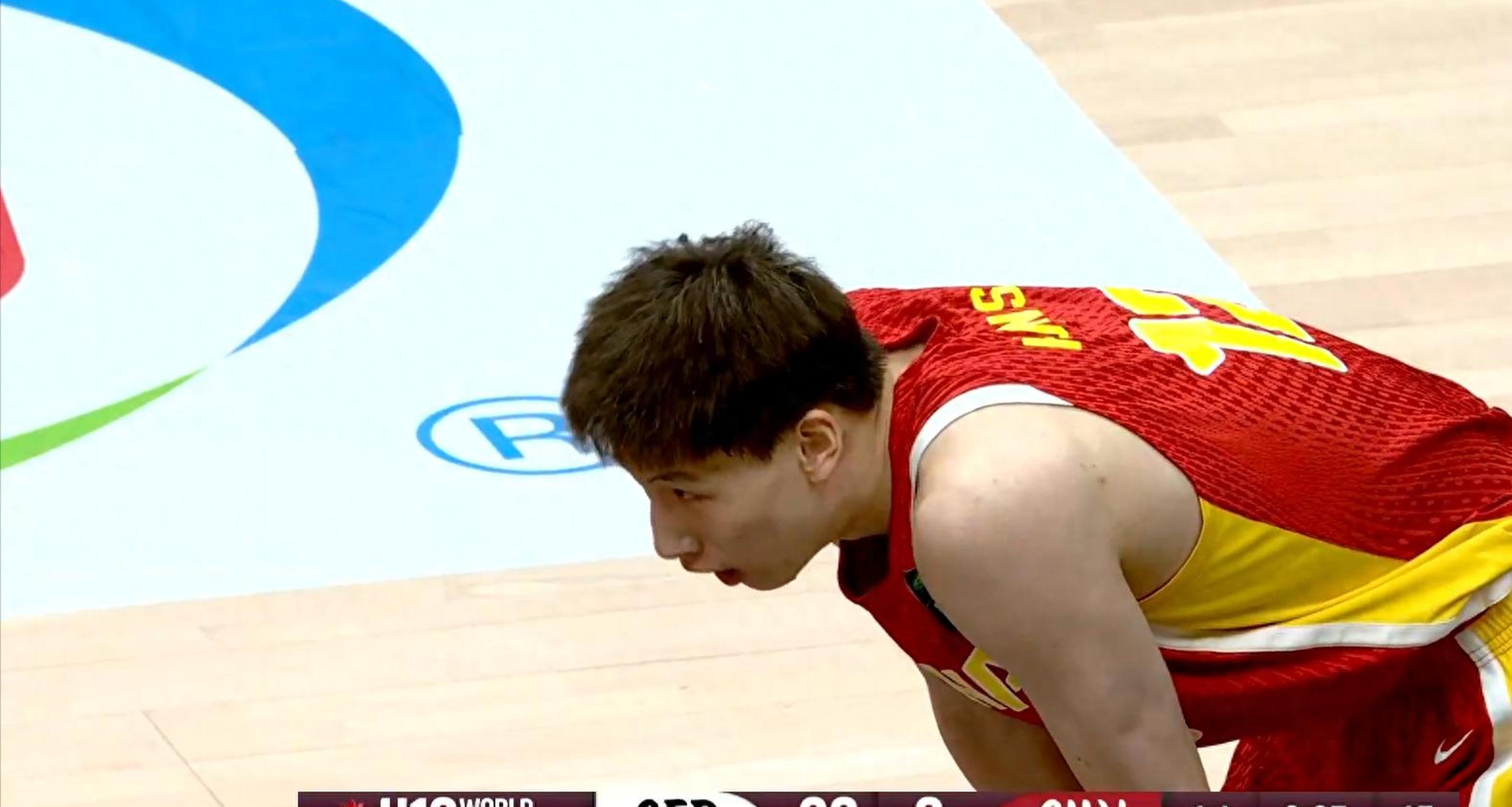 中国男篮惨败山东哈桑独得分的简单介绍