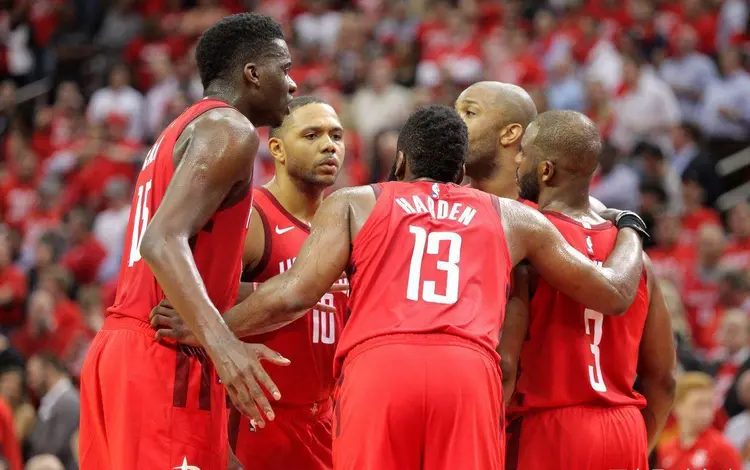 魔术遭遇火箭反击,战绩告急的简单介绍 魔术遭遇火箭反击,战绩告急的简单介绍