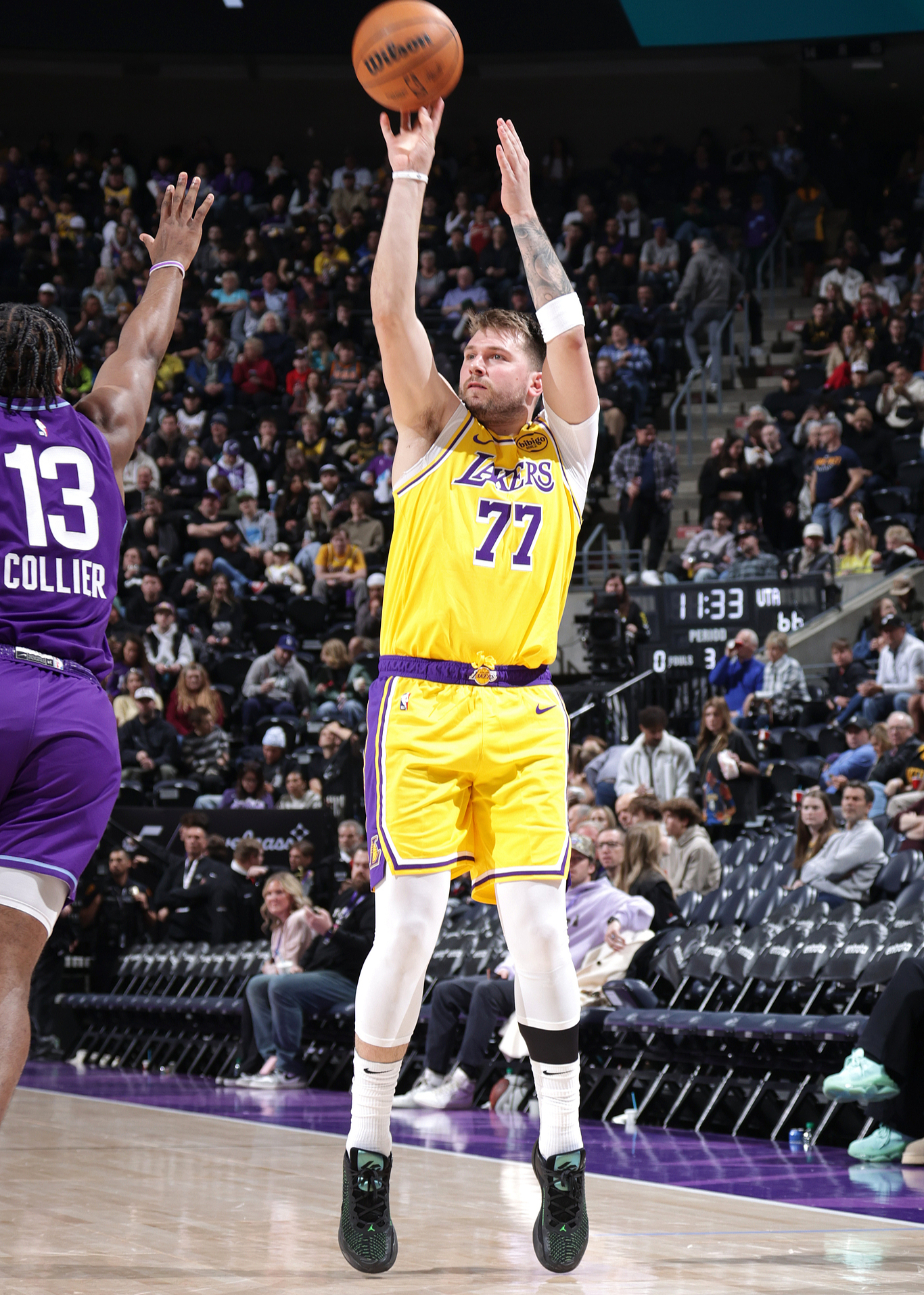 爵士队主场表现出色，取得准胜