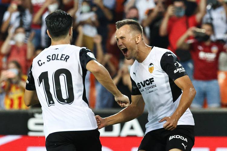 瓦伦西亚预备队球员晋升一线队,备战重要战役 瓦伦西亚预备队球员晋升一线队,备战重要战役