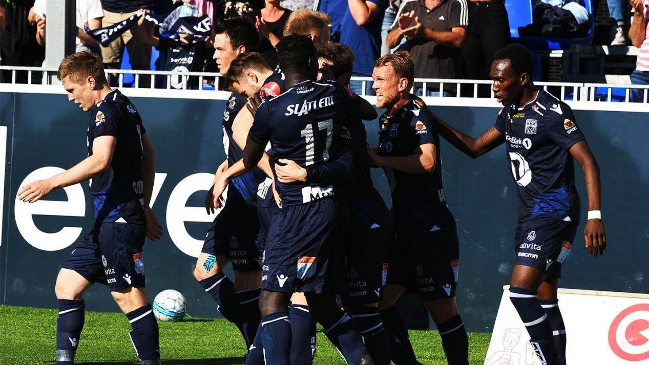 篮球欧冠赛事激烈角逐,团队实力显现 篮球欧冠赛事激烈角逐,团队实力显现