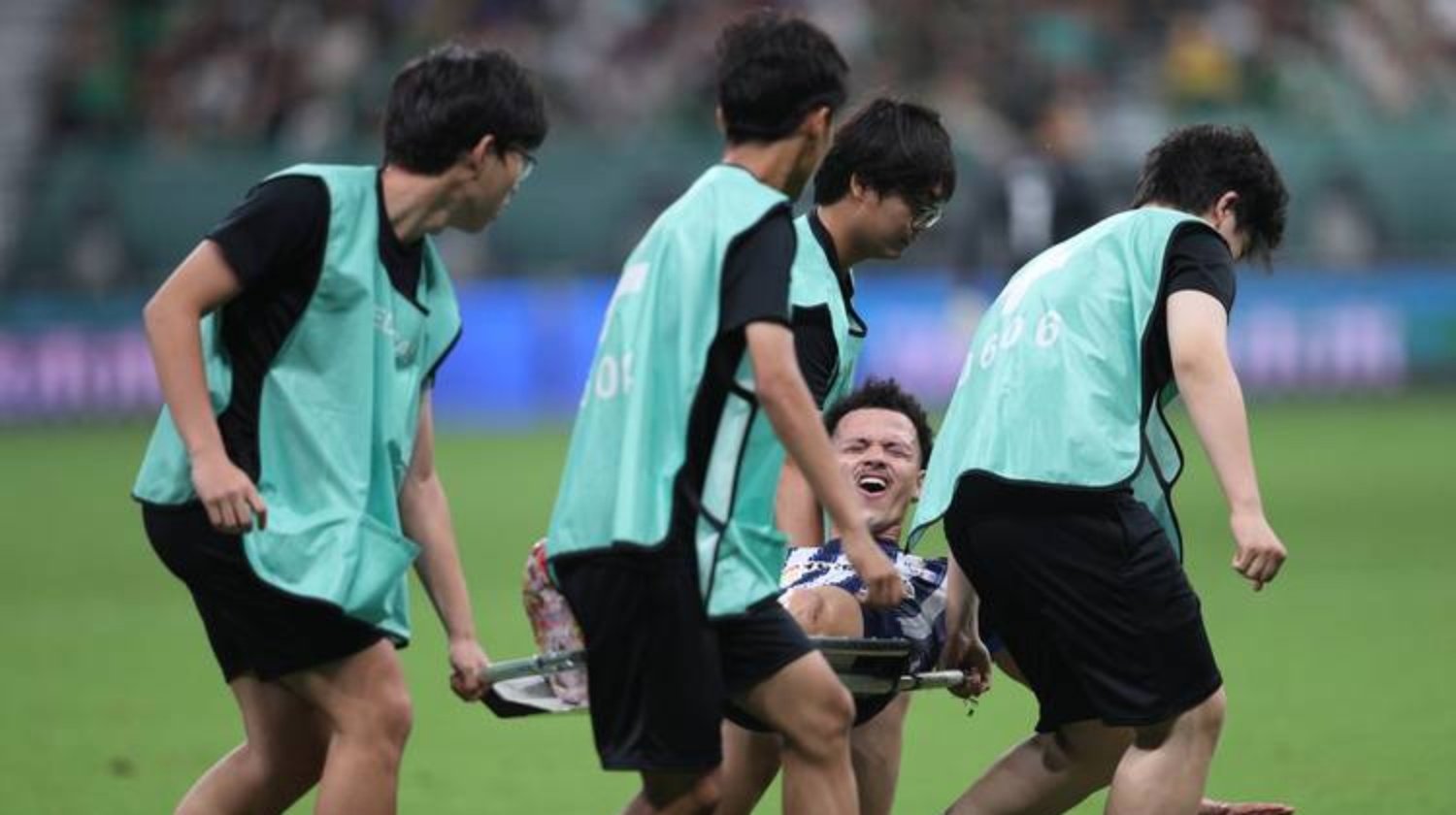 包含头号射手大放异彩,帮助球队获得关键胜利的词条 包含头号射手大放异彩,帮助球队获得关键胜利的词条