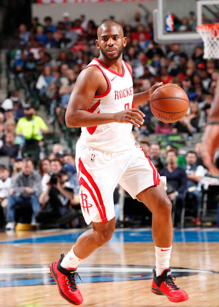 火箭客场大胜骑士,稳占西部榜首 火箭客场大胜骑士,稳占西部榜首