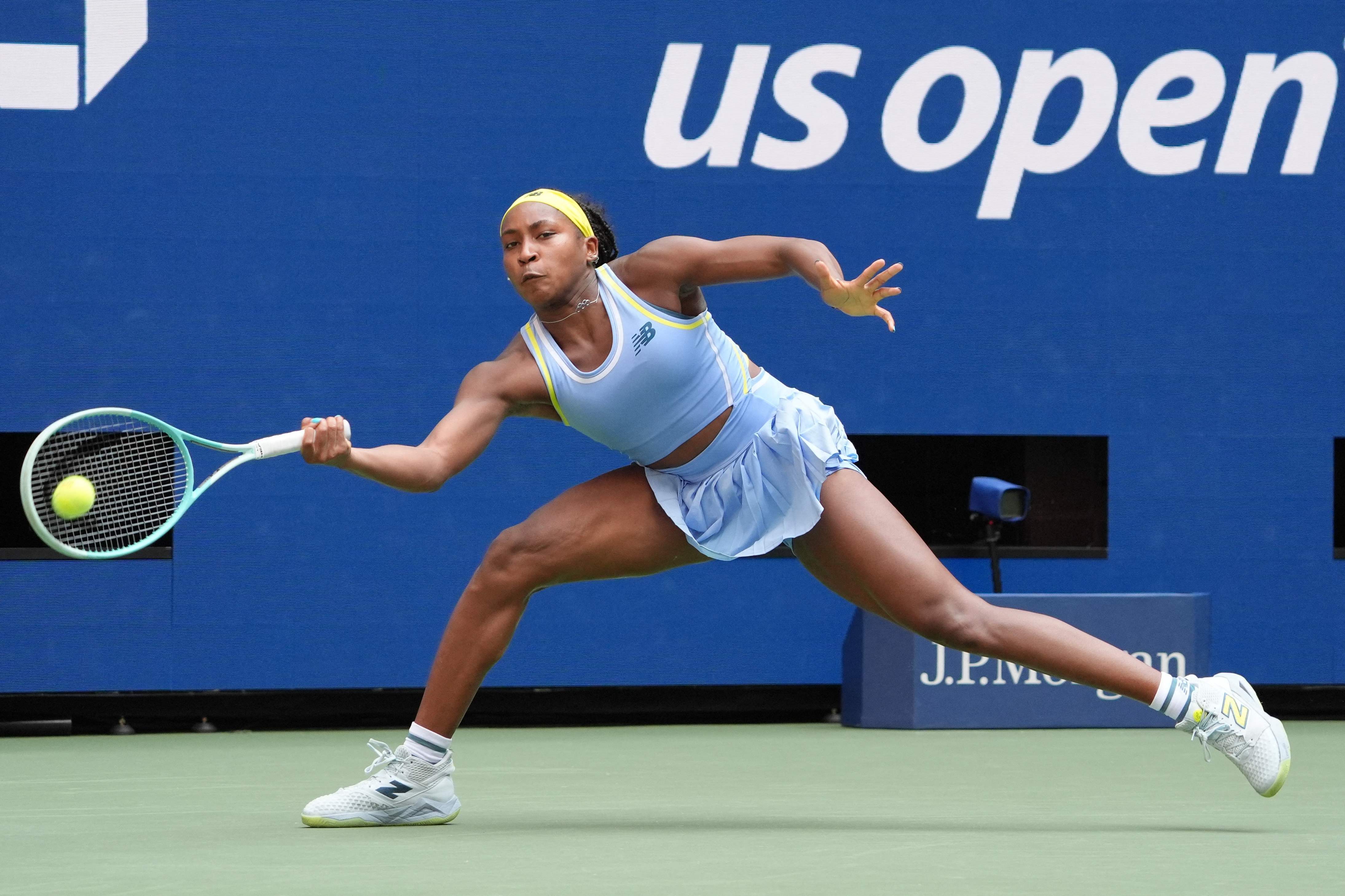 关于网球选手发挥出色,荣膺最佳MVP的信息 关于网球选手发挥出色,荣膺最佳MVP的信息