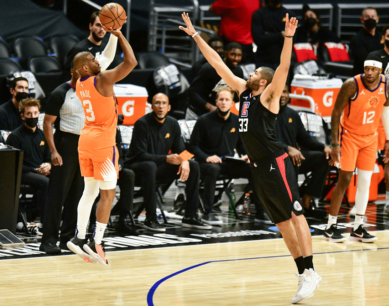 太阳完胜快船,范弗利特惊艳四座 太阳完胜快船,范弗利特惊艳四座