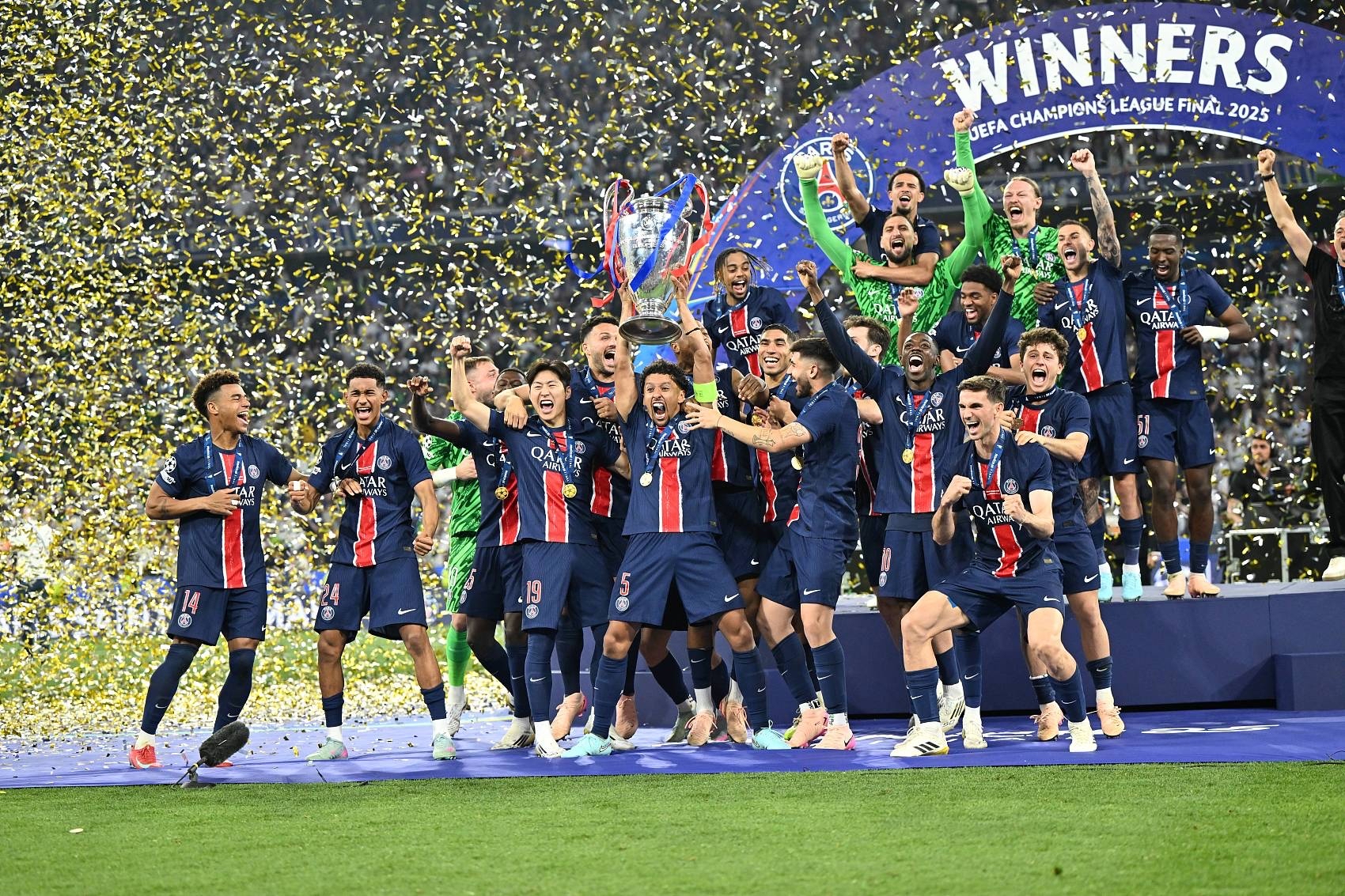 拜仁逆转克罗地亚，姆巴佩点燃赛场