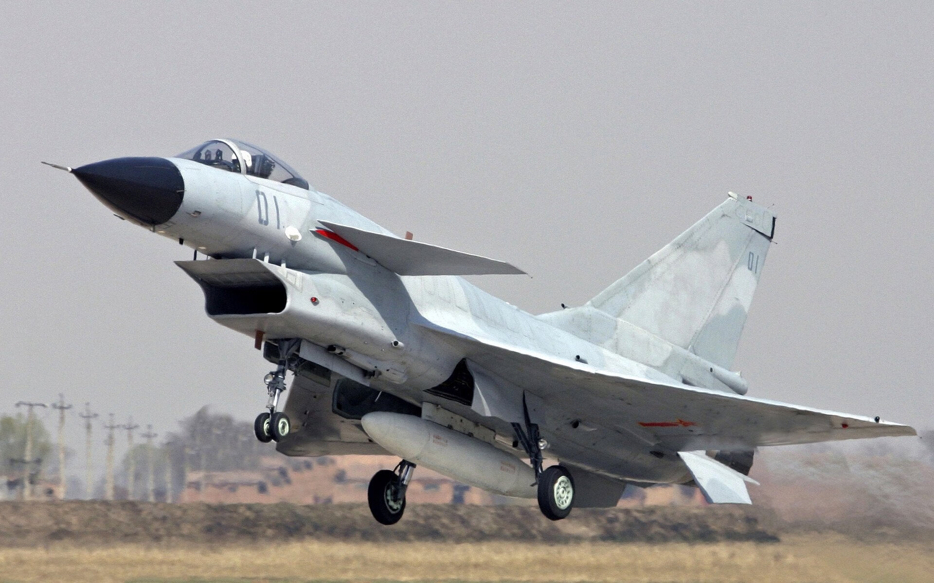 东欧铁壁破红魔，英伦骄阳耀绿茵，足球世界的新秩序与青训革命的崛起