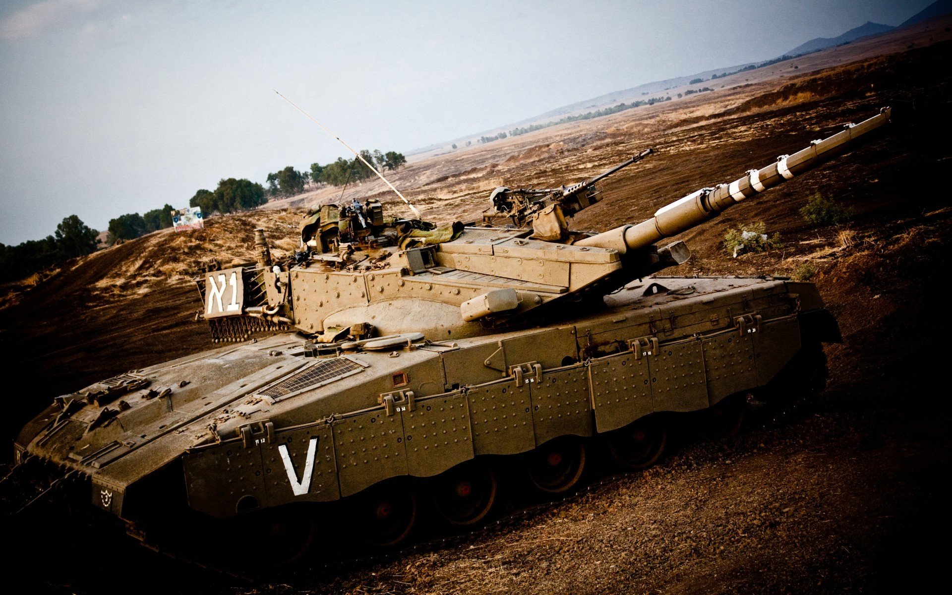 切特爆发引领北京队决胜局力克马刺，国际邀请赛上演逆转奇迹